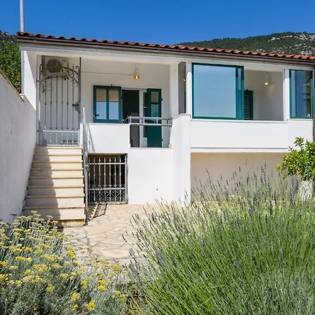 Villa Holiday Home Lost In Paradise